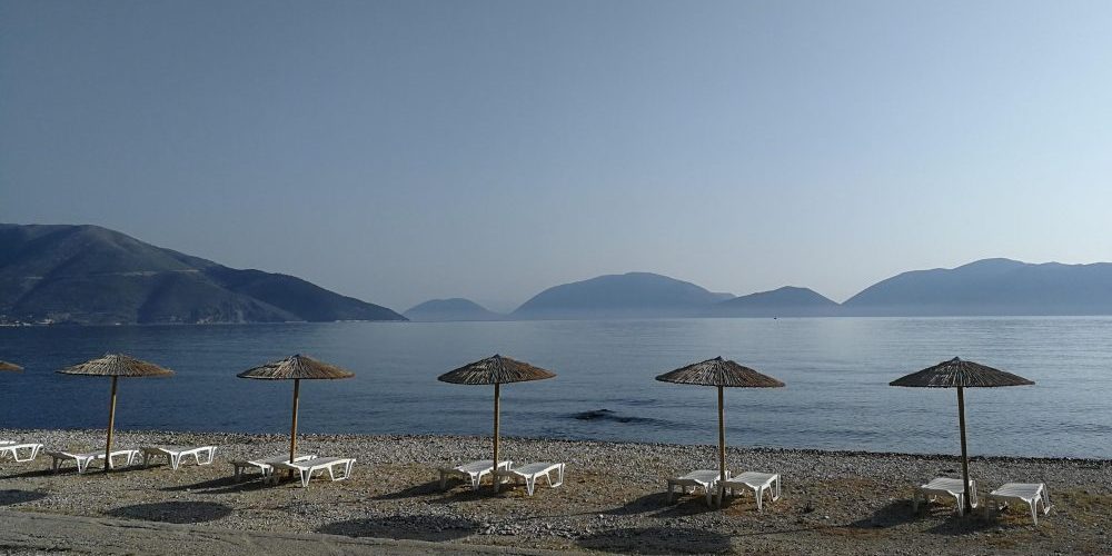 selfcatered vs hotel