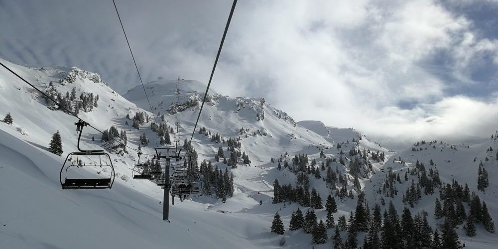 how to make family skiing more affordable